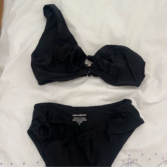 Superdown One Shoulder Black Bikini Set - Picture 3 of 4